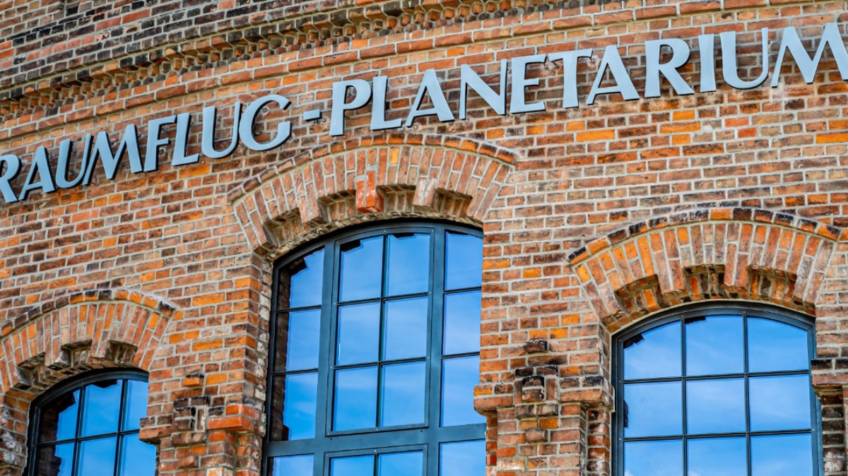 Besuch im Planetarium: Major Tom – Völlig losgelöst